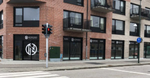 NA Altanglas utifrån